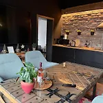 Casa Larisa Antonia Apartments